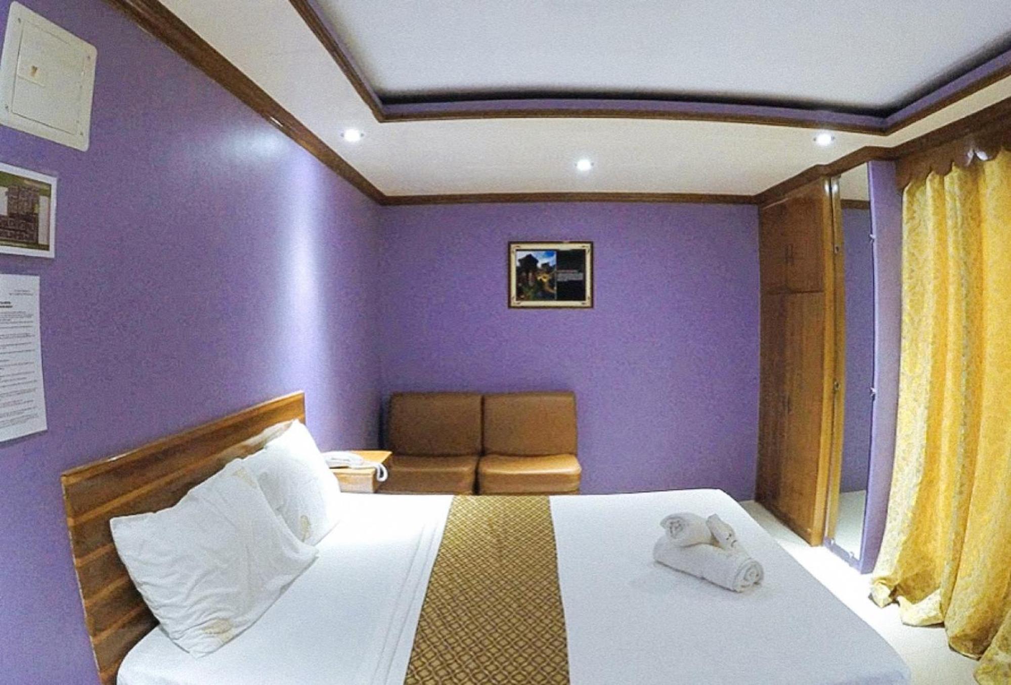Reddoorz Plus @ Taj Hotel Tuguegarao Exterior photo