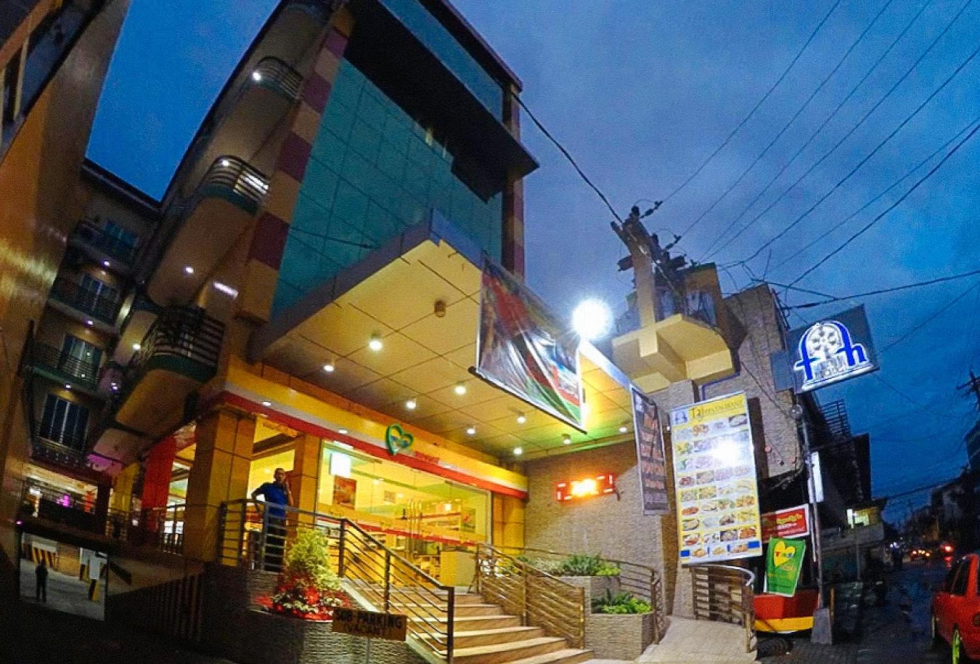 Reddoorz Plus @ Taj Hotel Tuguegarao Exterior photo